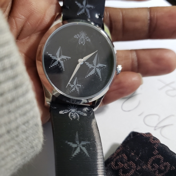 Gucci watch main image 5